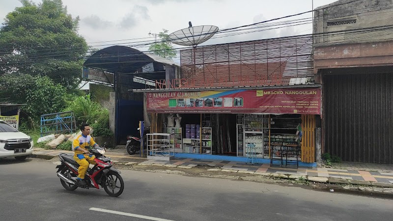 Toko Aluminium (1) terbaik di Kota Magelang