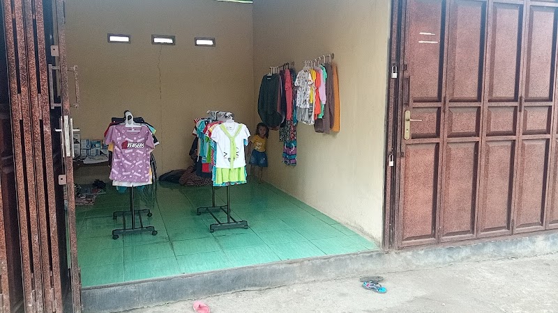 Toko Baju (2) terbaik di Kab. Karanganyar