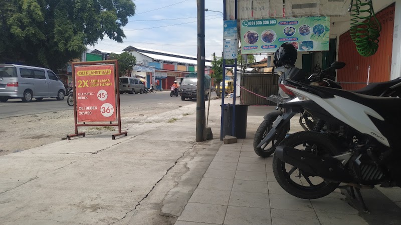 Toko Ban Mobil (2) terbaik di Kab. Ngawi