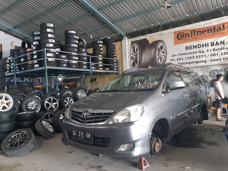 Toko Ban Mobil (2) terbaik di Kab. Tulungagung