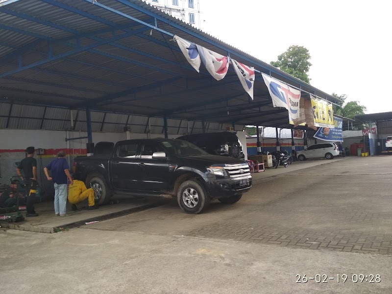 Toko Ban Mobil (2) terbaik di Kota Jambi