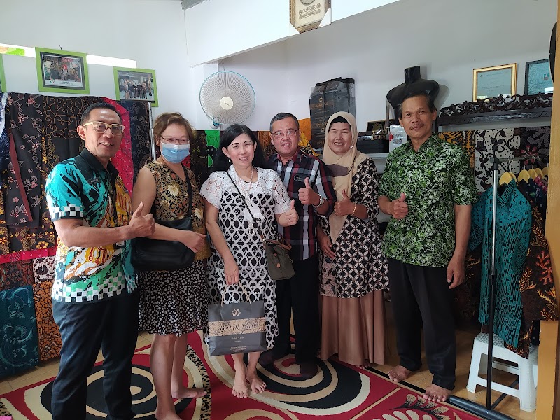 Toko Batik (2) terbaik di Kab. Banyumas