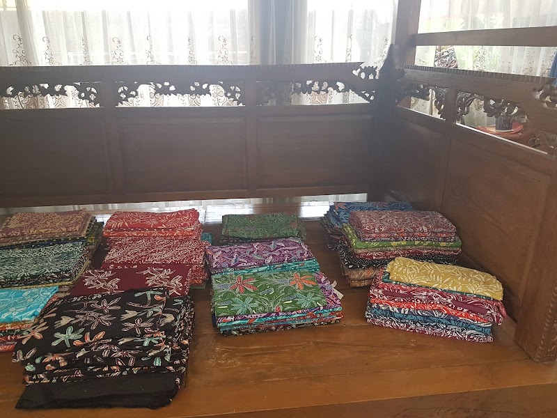 Toko Batik (2) terbaik di Kota Cimahi