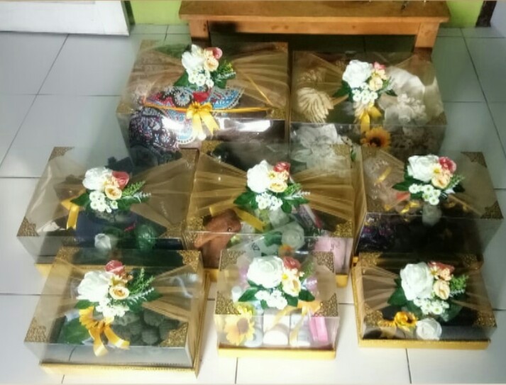 Toko Boneka (2) terbaik di Kab. Karawang