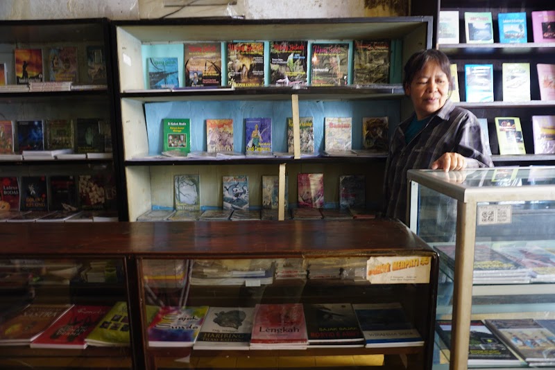 Toko Buku (2) terbaik di Kab. Garut