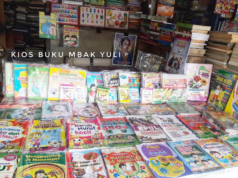 Toko Buku (2) terbaik di Kab. Karanganyar