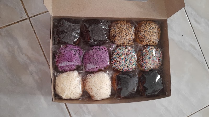 Toko Donat (2) terbaik di Kota Semarang