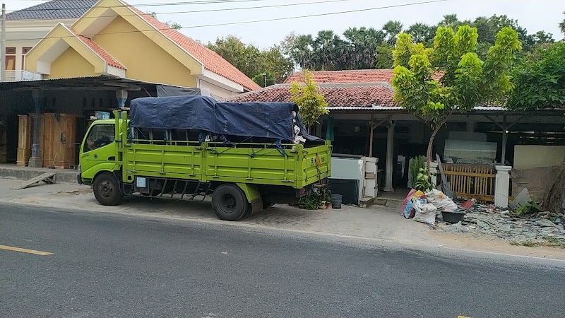 Toko Kaca (2) terbaik di Kab. Pamekasan