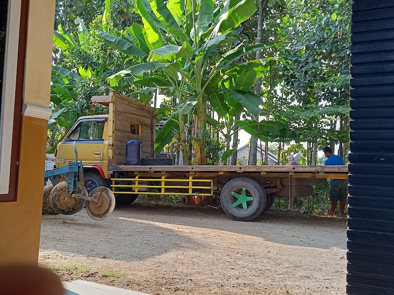 Toko Keramik (2) terbaik di Kab. Rembang