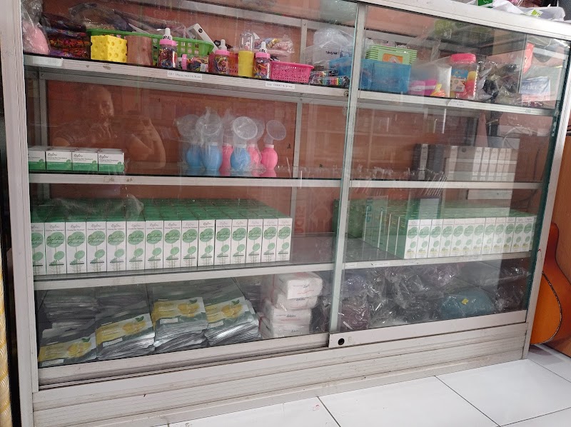 Toko Kosmetik (2) terbaik di Kota Makassar