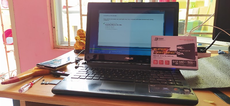 Toko Laptop (2) terbaik di Kota Batam