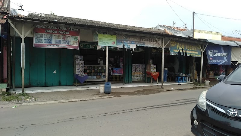 Toko Sepatu (2) terbaik di Kab. Kendal