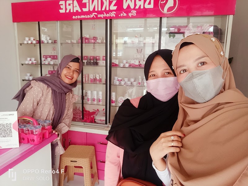 Toko Skincare (2) terbaik di Kab. Karanganyar