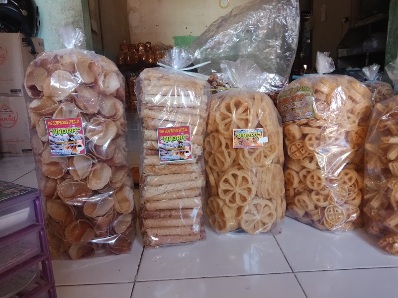 Toko Snack Kiloan (1) terbaik di Kota Madiun