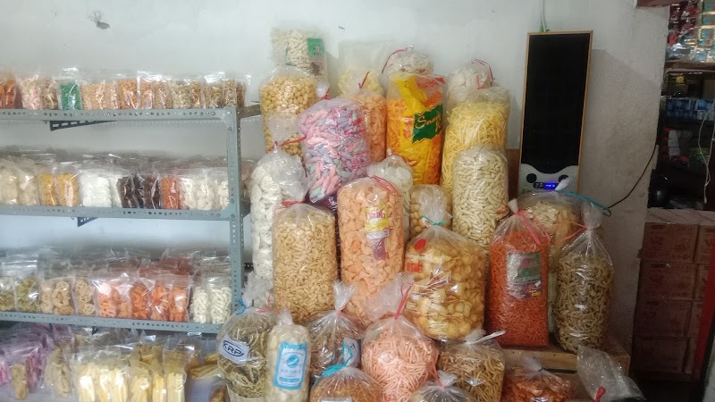 Toko Snack Kiloan (1) terbaik di Kota Semarang