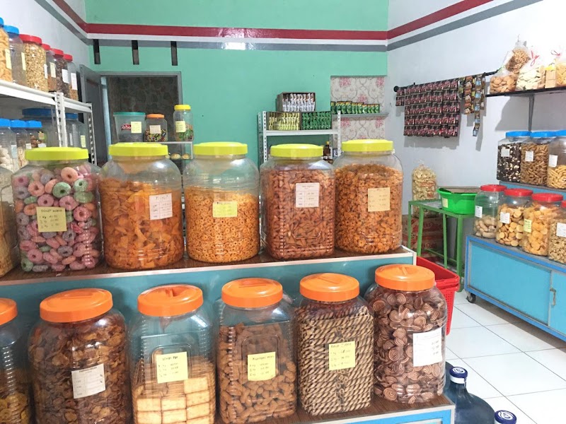 Toko Snack Kiloan (2) terbaik di Kab. Banyumas