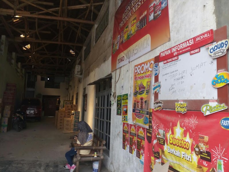 Toko Snack Kiloan (2) terbaik di Kota Pekalongan