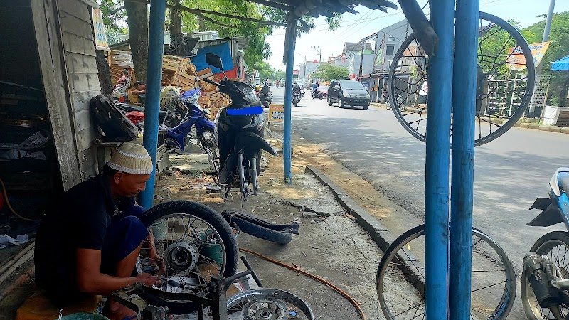 Toko Variasi Motor (1) terbaik di Kab. Demak