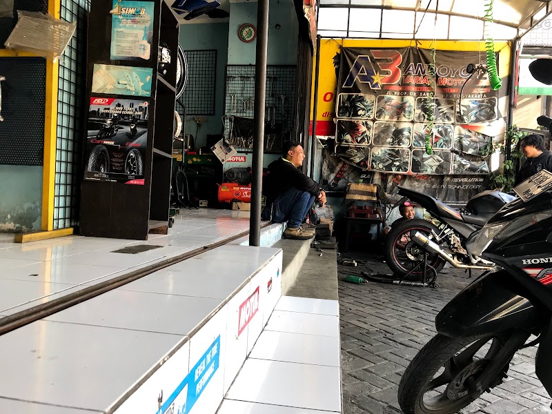 Toko Variasi Motor (1) terbaik di Kota Yogyakarta