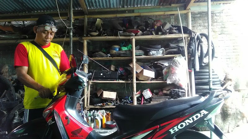 Toko Variasi Motor (2) terbaik di Kab. Temanggung