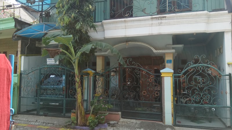 Kost (1) terbaik di Jambangan, Surabaya