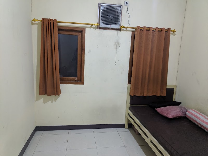 Kost (1) terbaik di Neglasari, Tangerang