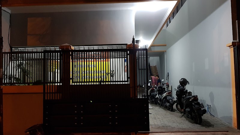 Kost (2) terbaik di Gayungan, Surabaya