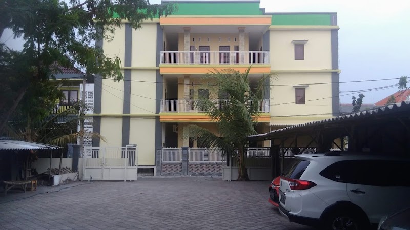 Kost (2) terbaik di Sukolilo, Surabaya