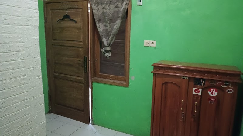 Kost (2) terbaik di Tegal Sari, Surabaya