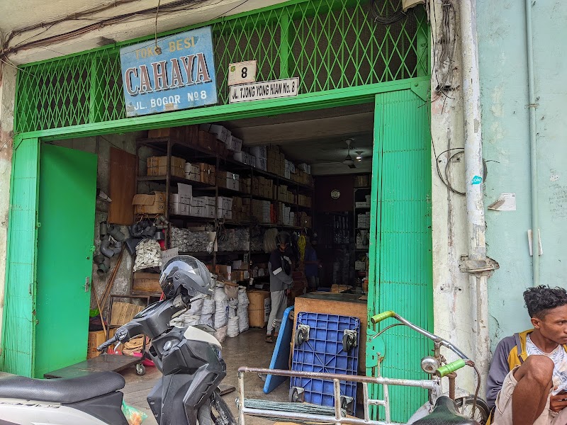 Toko Besi (1) terbaik di Medan Maimun, Medan