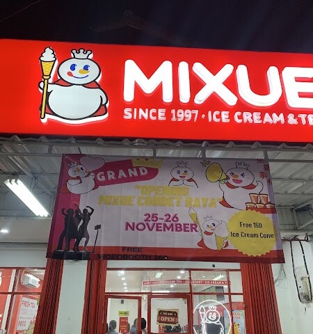 Mixue Ice Cream in Kramat Jati, Jakarta Timur