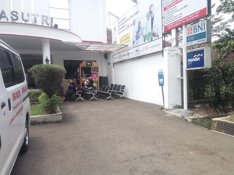 Apotek Keluarga Puspita & Praktek dr. Weni Puspasari in Sentul City