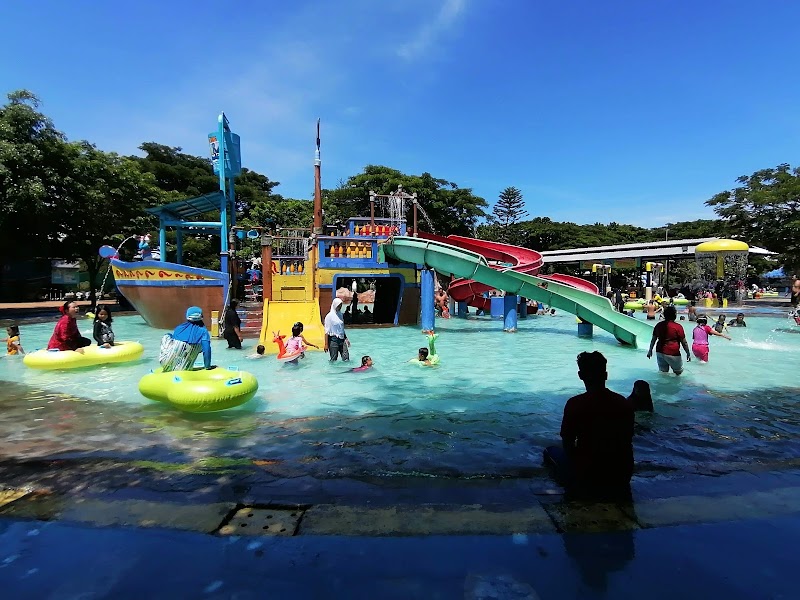 Bahari Waterpark Tegal in Kota Tegal