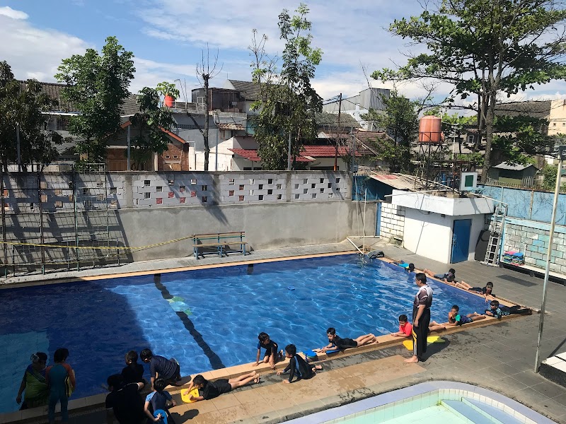 BSD Kolam Renang in Antapani