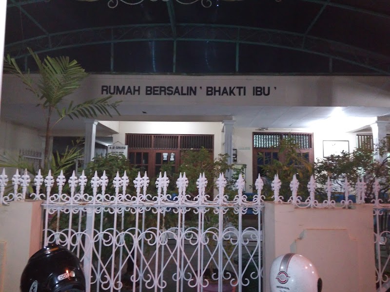 klinik bakti ibu in Kota Pekalongan