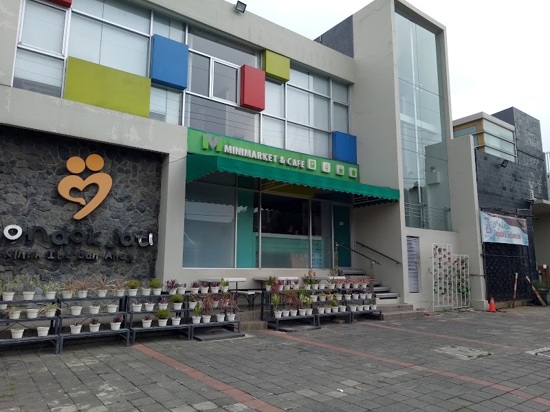 Klinik Ibu & Anak Pondok Jati in Kab. Sidoarjo