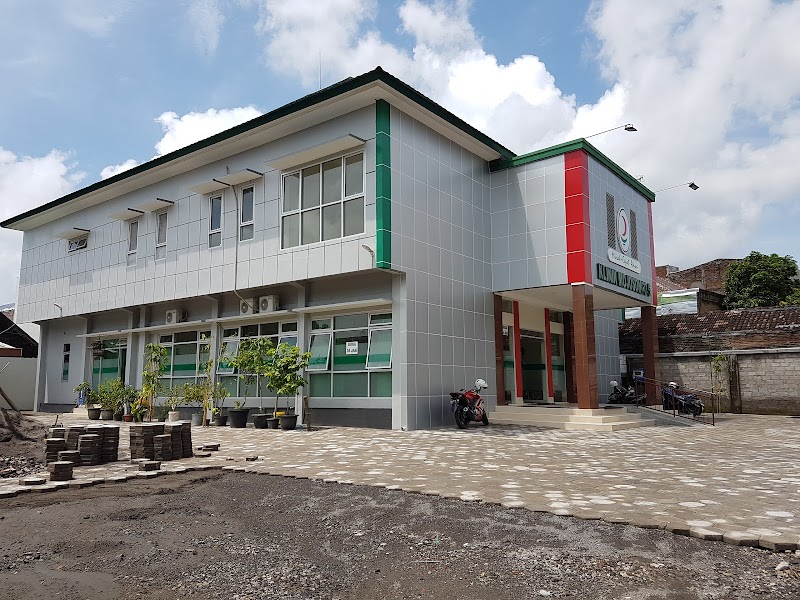 Klinik Mojosongo 5 Joyotakan in Kota Surakarta