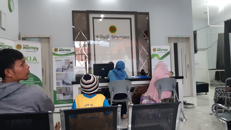 Klinik Mustopa Cilame in Kab. Bandung Barat