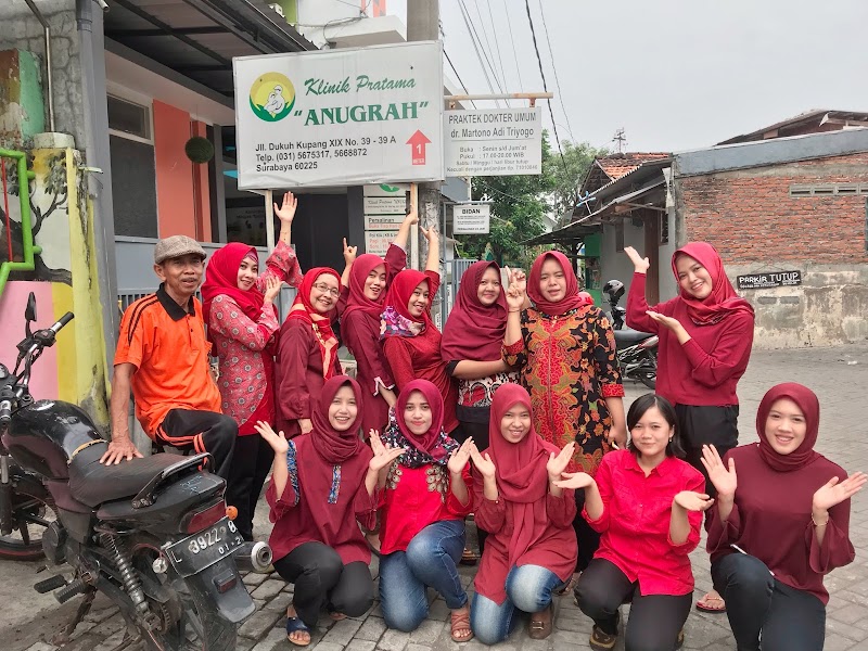 Klinik Pratama Anugrah Surabaya in Dukuh Pakis