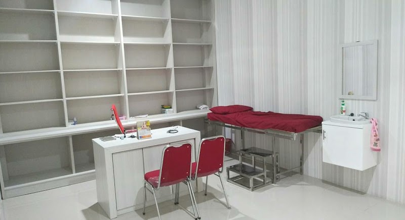 KLINIK PRATAMA JAYA in Kenjeran