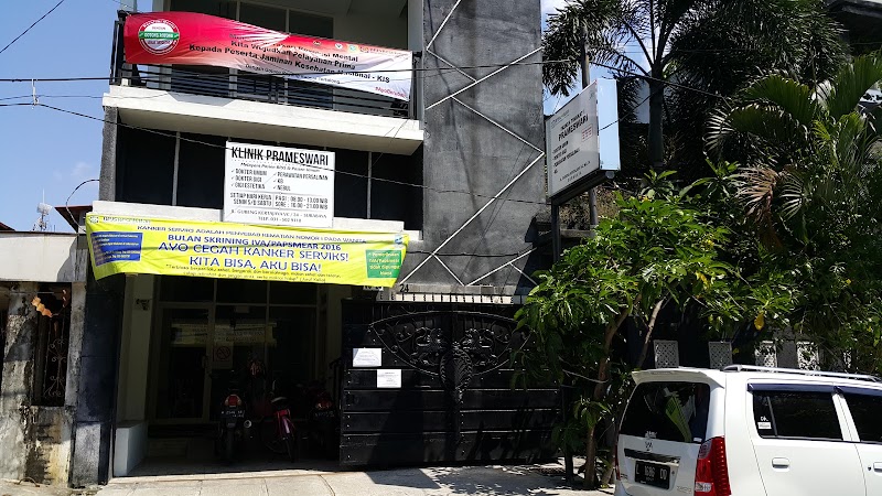 Klinik Pratama Prameswari in Gubeng