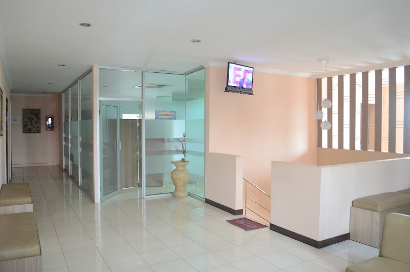 Klinik Utama Kardia in Arcamanik