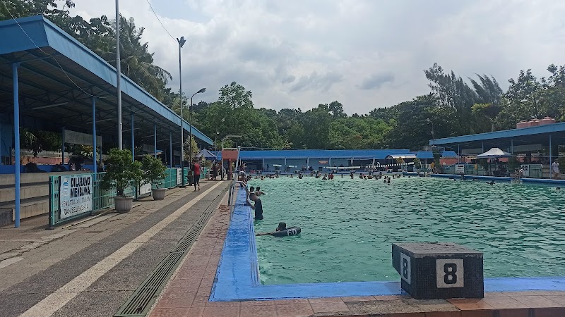 Klub Renang Muara in Lengkong