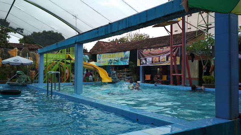 Kolam Renang Bambu Tirta in Kab. Kudus