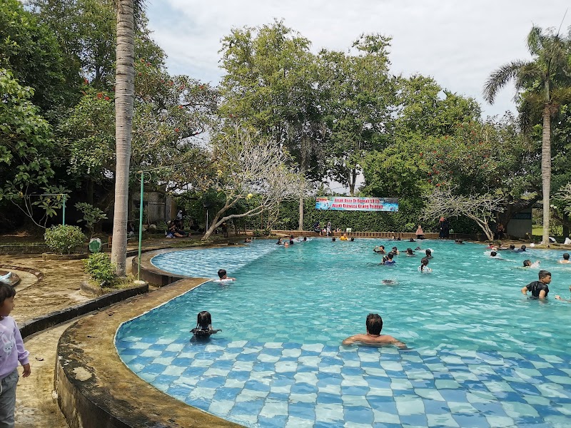 Kolam Renang Kimo Jember in Kab. Jember