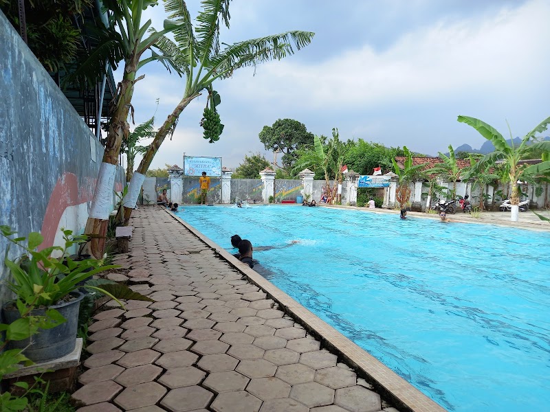 Kolam Renang Mitra in Kab. Ponorogo