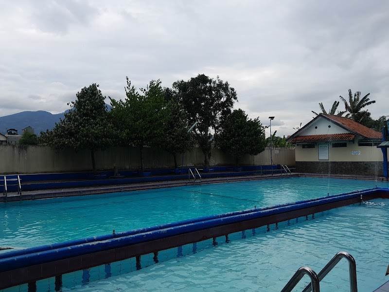 Kolam Renang Tirta Mulya in Ujungberung