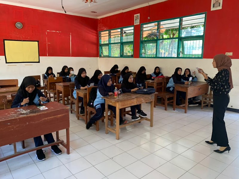 Les Privat Bahasa Inggris in Kab. Sidoarjo