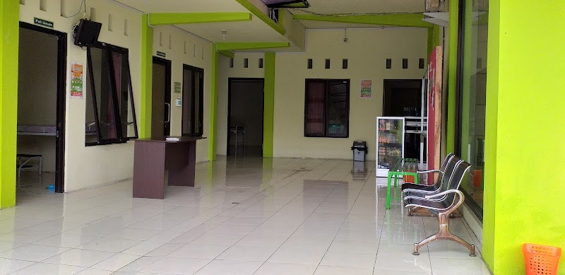 Moro sehat Paris medica 2 in Kab. Jember