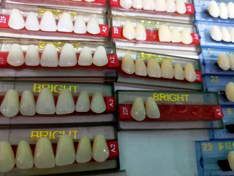 Pasang gigi bagus in Kab. Mojokerto